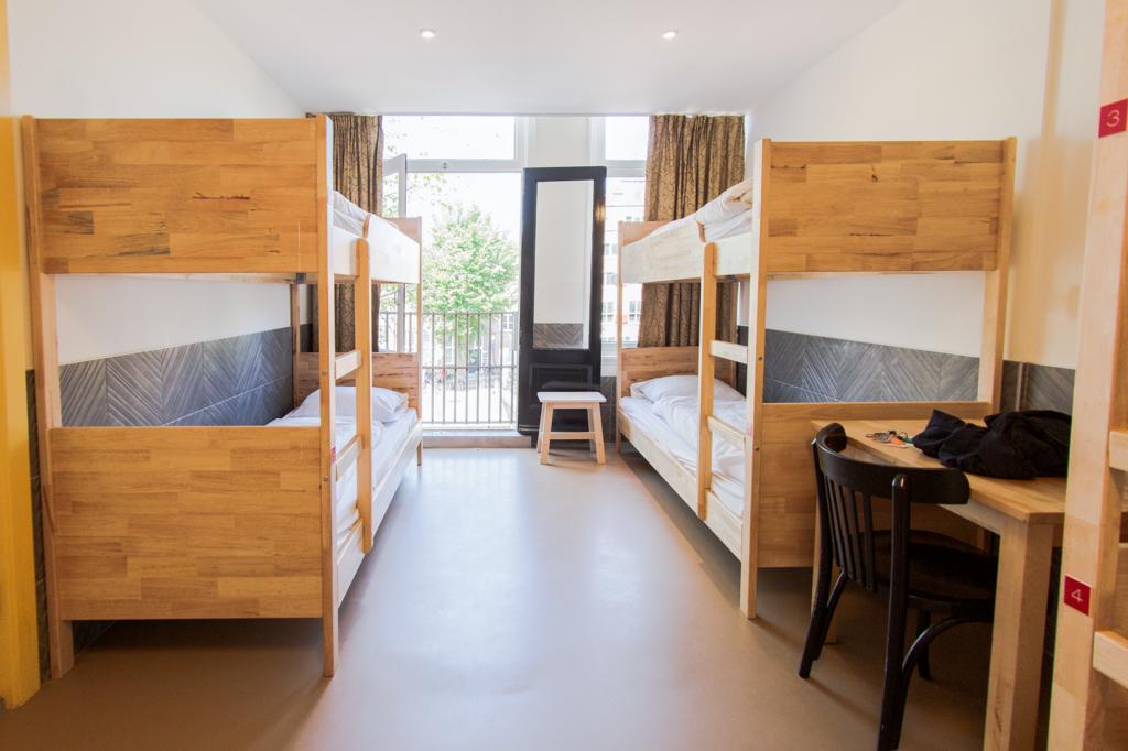 Hotel The Globe in Amsterdam double bed room